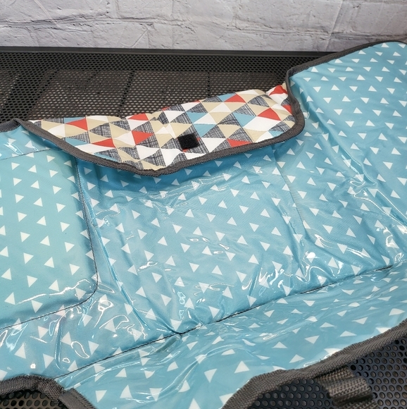 Axios Diaper Changing Station - Picture 6 of 7